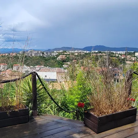 Vakantiehuis House 5p With Garden In The Heart Of Saint-raphael *