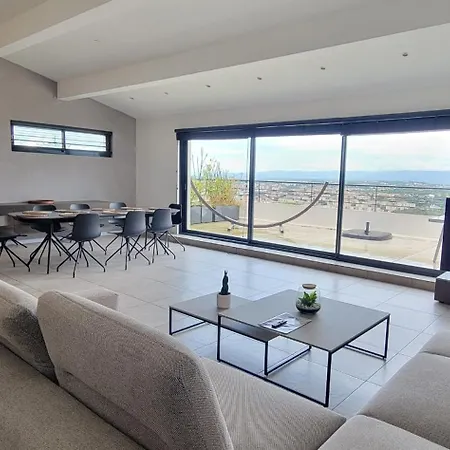 Casa de Férias House 5p With Garden In The Heart Of Saint-raphael