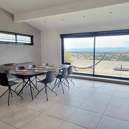 House 5p With Garden In The Heart Of Saint-raphael *