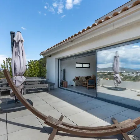 House 5p With Garden In The Heart Of Saint-raphael *