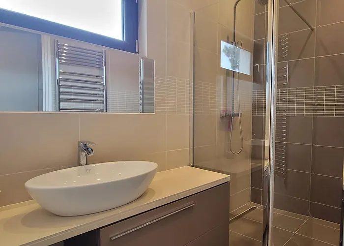 Nyaraló House 5p With Garden In The Heart Of Saint-raphael Saint-Raphaël