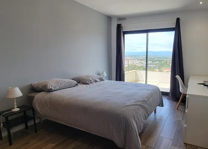 House 5p With Garden In The Heart Of Saint-raphael Holiday home